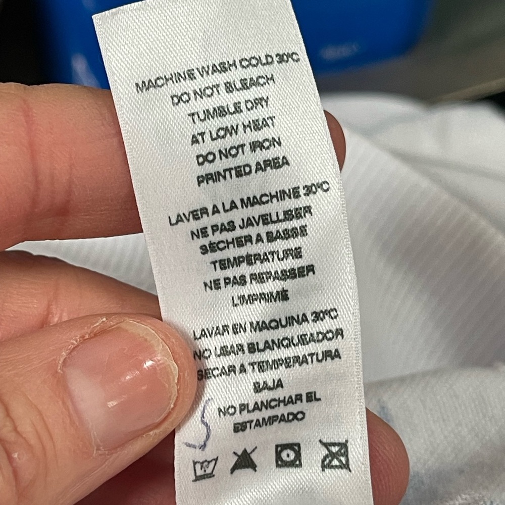 Sundry - Picture 8 of 8